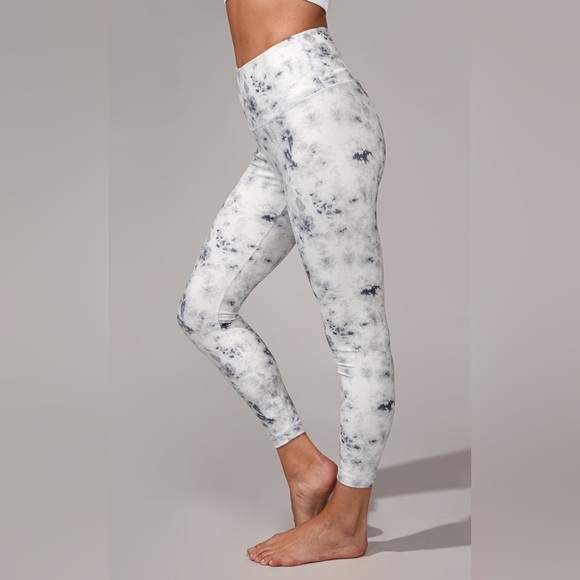 New Yogalicious Women’s Frosted Tie-Dye Lux High Rise Leggings Size XS - Picture 3 of 16